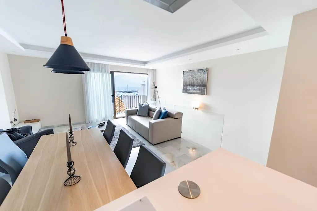 Bright Duplex In Puerto Banus With Marina Views location