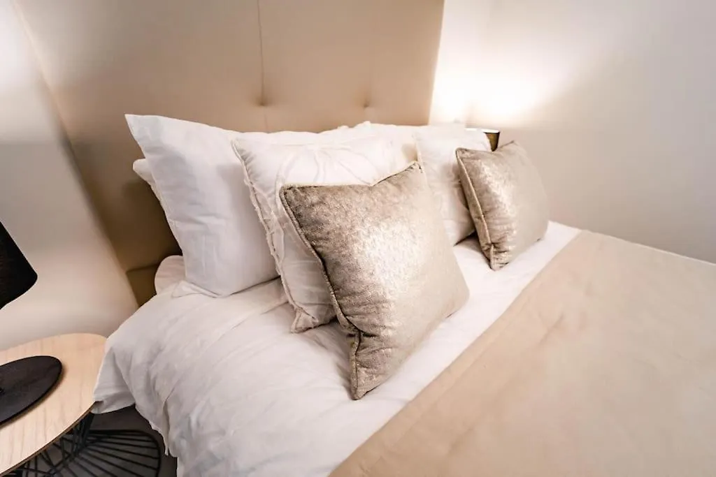 Bright Duplex In Puerto Banus With Marina Views Lejlighed Marbella Spanien